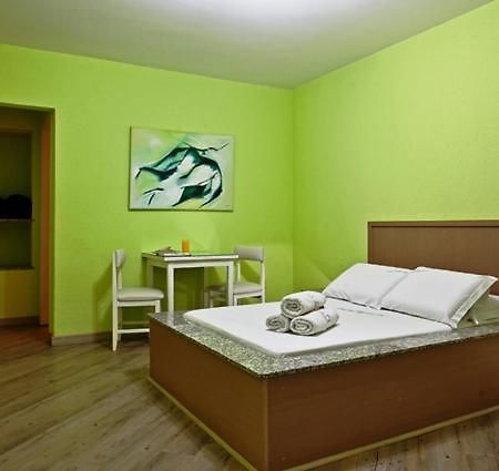 Motel Aquarius Ponta Grossa  Bagian luar foto